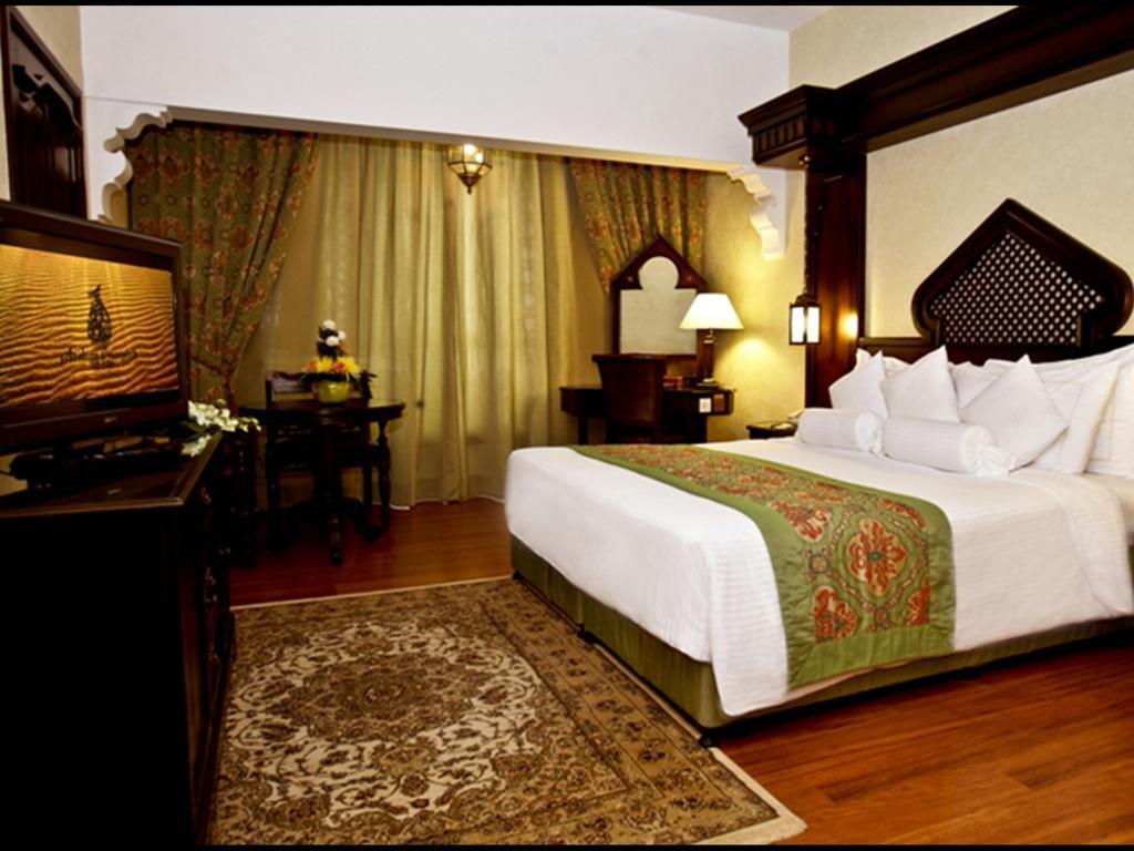 Arabian Courtyard Hotel & Spa Dubai Phòng bức ảnh